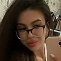 Я Алина, 23, из Москвы, ищу знакомство для на одну ночь