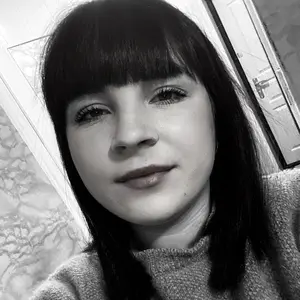 Полина из Амурска, ищу на сайте общение