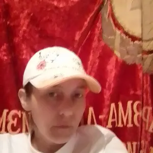 Светлана из Верхней Пышмы, мне 43, познакомлюсь для секса на одну ночь