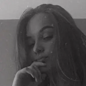 Екатерина из Ступина, мне 27, познакомлюсь для виртуального секса