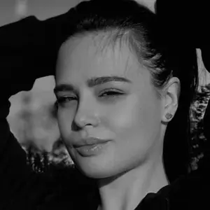 Александра из Пушкина, ищу на сайте вирт