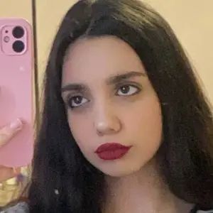 Я Арина, 18, из Москвы, ищу знакомство для на одну ночь