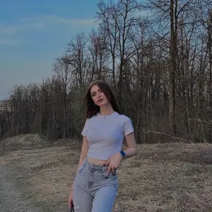 Кристина из Москвы, ищу на сайте виртуальный секс